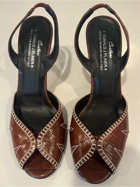 Like New COUTURE Vintage Donald J. Pliner Brown Leather Peep-Toe Slingback Heels